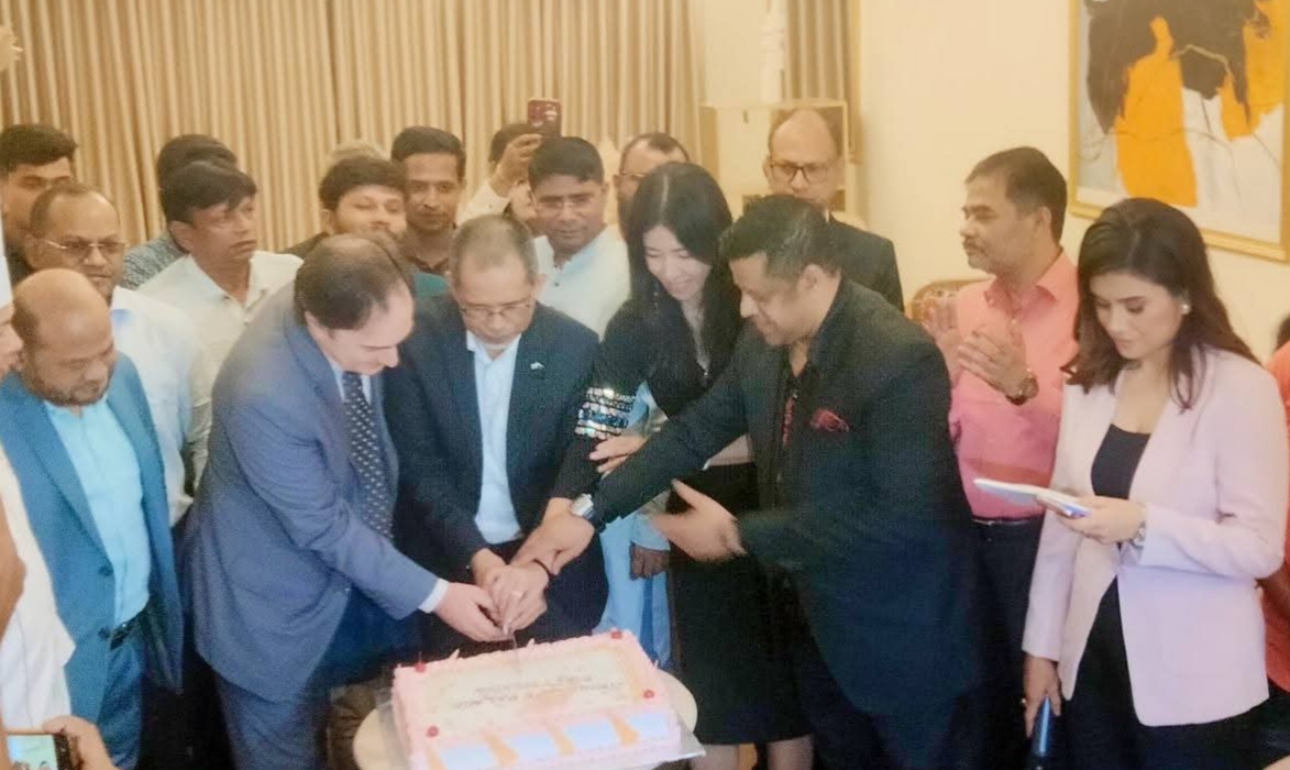 বাড়িধারা নেক্সাস ক্যাফে প্যালেস  জুলাই বিপ্লব স্মারক গ্রন্থাগারের উদ্বোধন